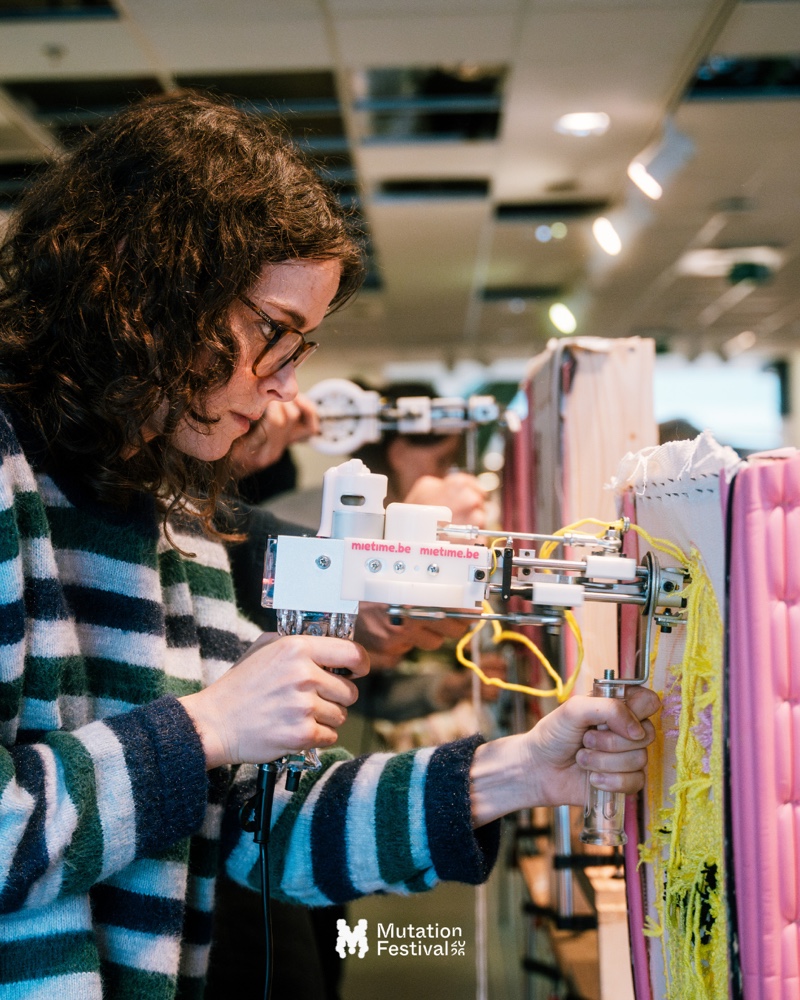 Workshop Tufting op Mutation Festival 2026 Wintercircus: maak zelf je tapijt of wanddecoratie (formaat 35×35)